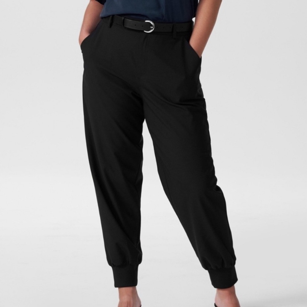 Universal Standard Black Minton Jogger